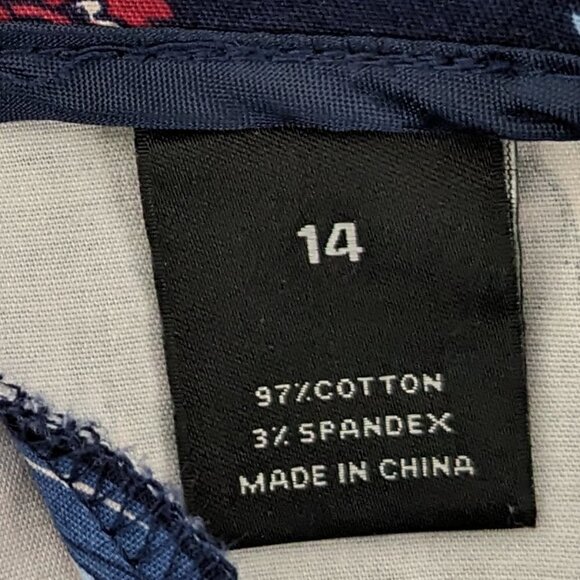 Women's "Investments" Blue Floral Mid-Rise Cropped Pants w Zipper; Size 14 - Picture 6 of 6